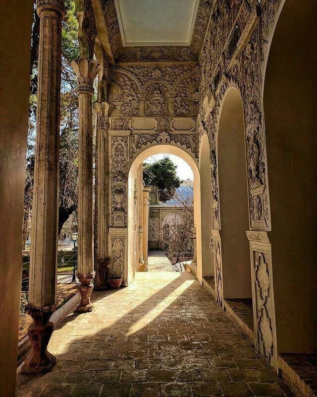 اندرونی